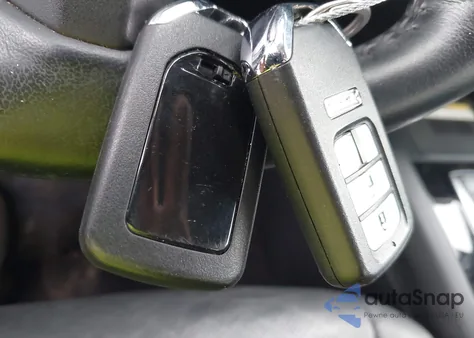 2021 Honda Passport Awd Elite z USA, uszkodzony, nr VIN 5FNYF8H05MB008834